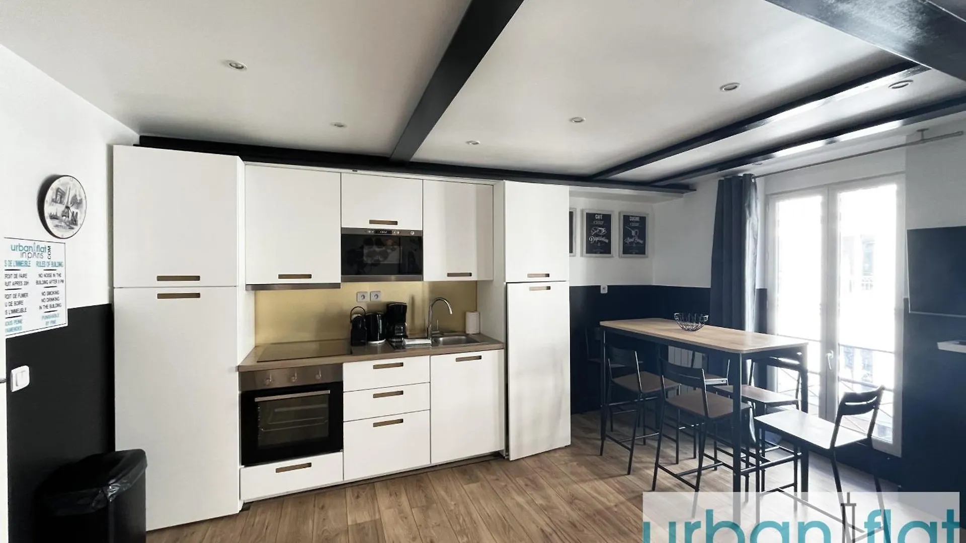 Urban Flat 13 - Pretty 2 Bedroom Parisian Flat Paris